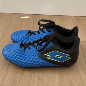Lotto Kids Blue Soccer Cleats